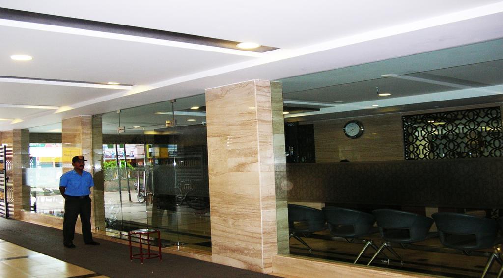 Bed and Breakfast Harsha Residency Tirupati Esterno foto