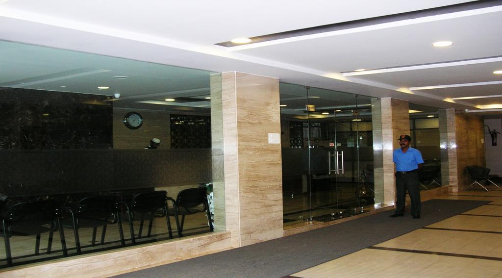 Bed and Breakfast Harsha Residency Tirupati Esterno foto