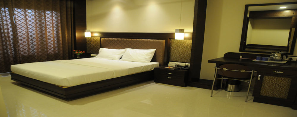 Bed and Breakfast Harsha Residency Tirupati Esterno foto